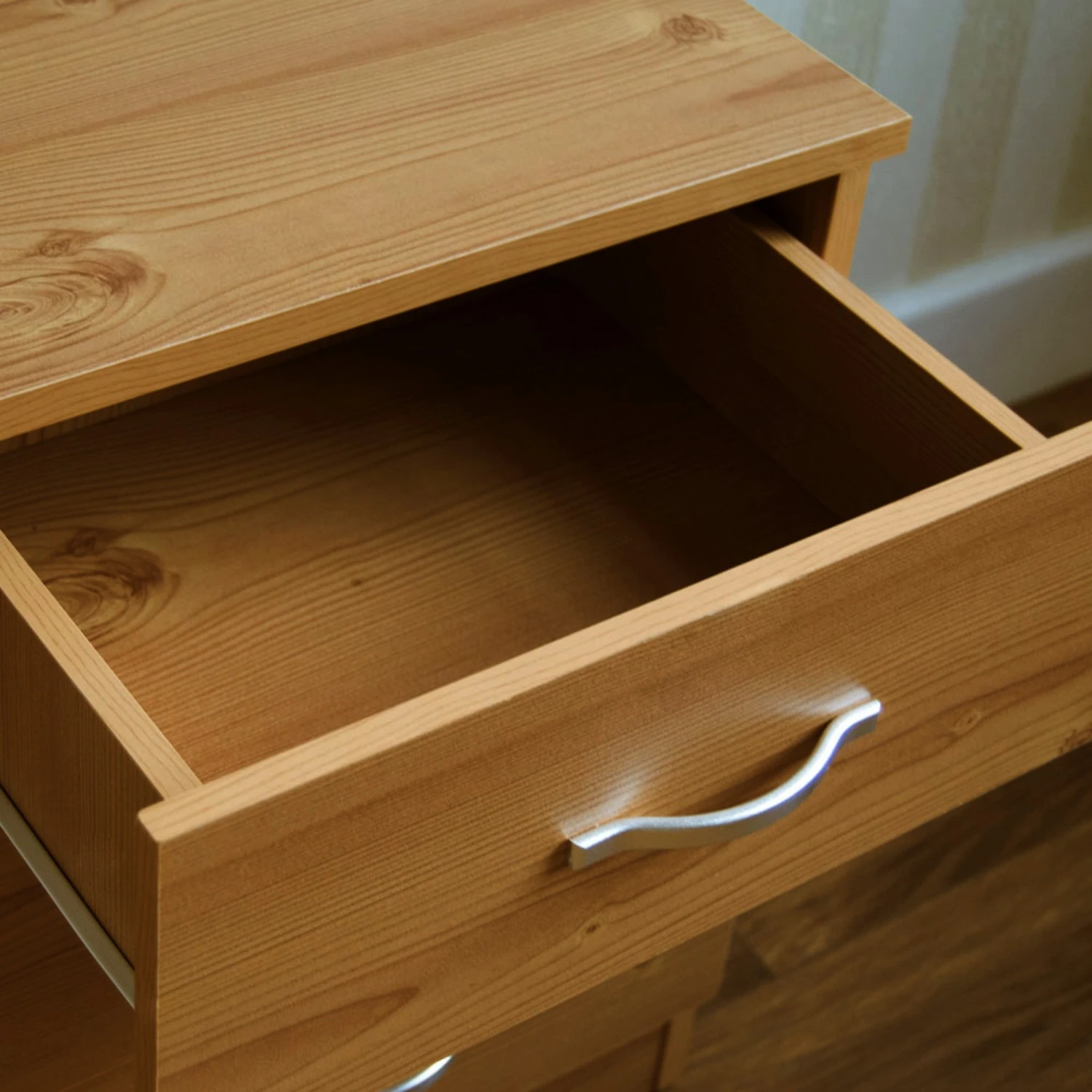 Riano Pine 3 Drawer Bedside 7 Riano Pine 3 Drawer Bedside - Image 5